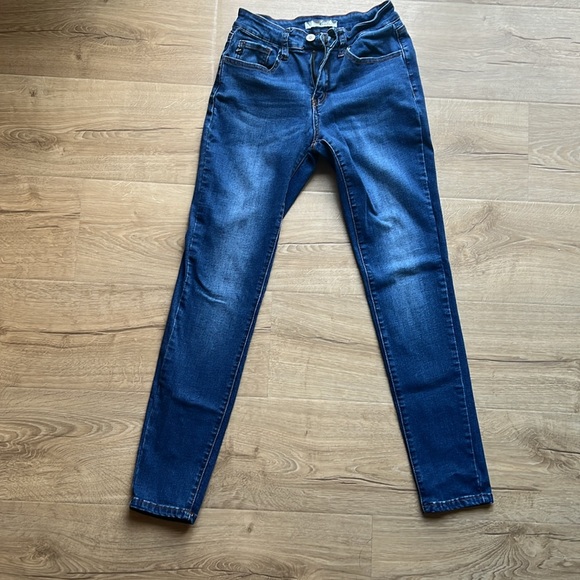 KanCan Skinny Jeans - Picture 2 of 4
